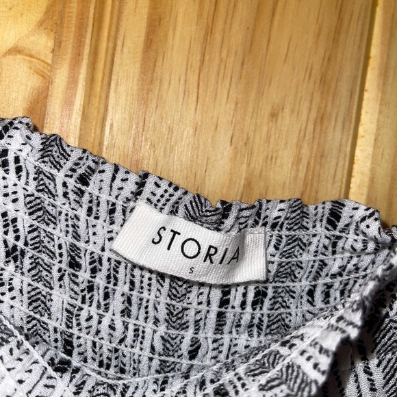 Storia Bell Bottom Jumpsuit - Picture 6 of 8